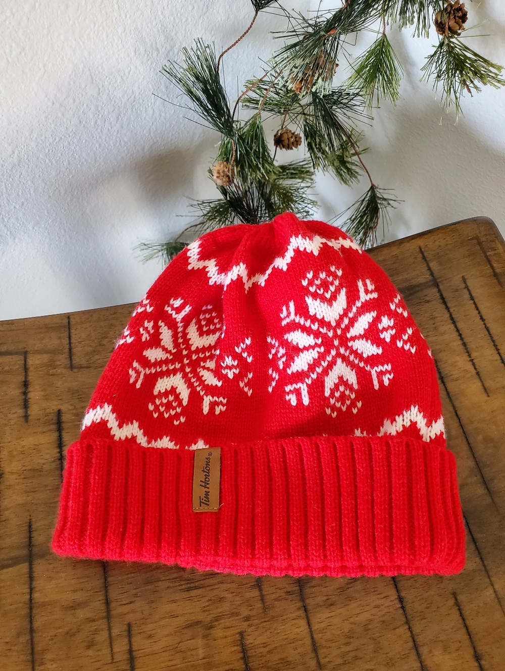 Tim Hortons 2016 Red White Snowflake Winter Knit Toque Beanie Hat